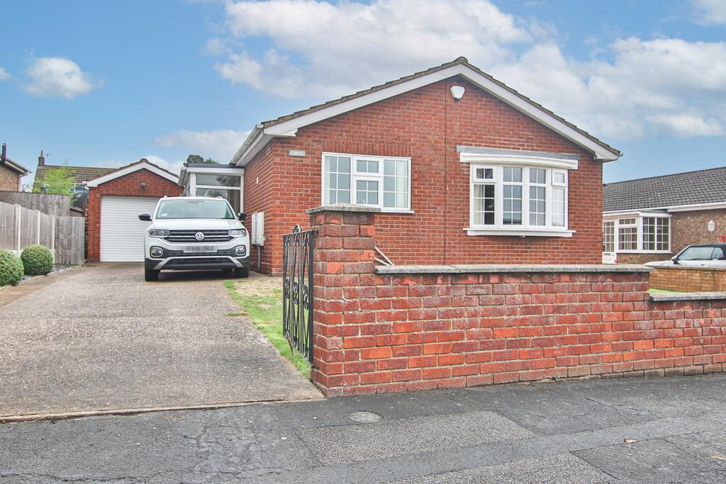 Bradwell Close, BartonUponHumber, Lincolnshire, DN18 3 bed detached