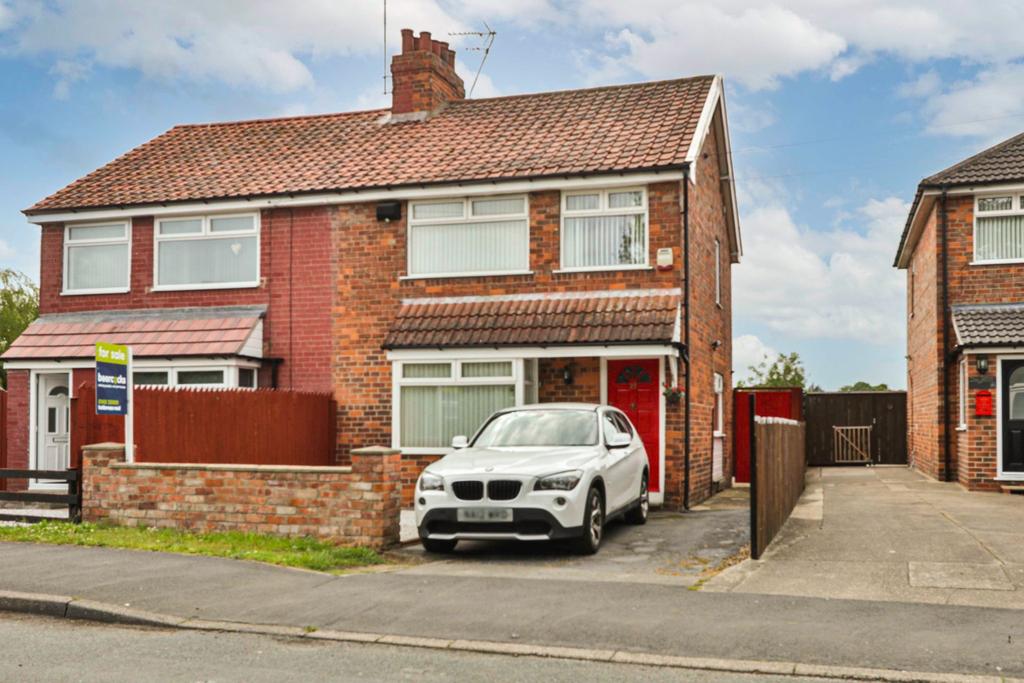Lime Tree Lane, Bilton, Hull, HU11 4EA 3 bed semidetached house £185,000