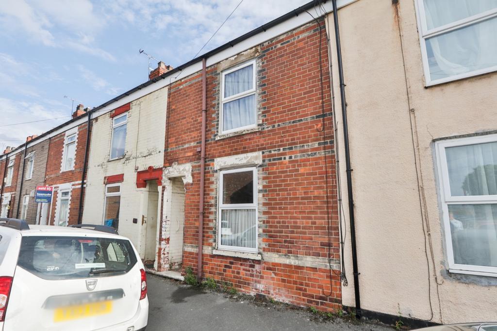Egton Street, Hull, HU8 7HS 2 bed terraced house £60,000