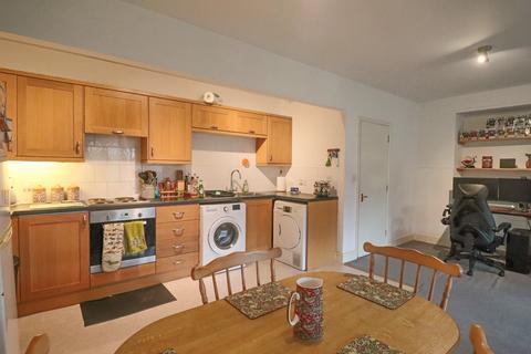 2 bedroom terraced house to rent, Fitzroy Street, Newmarket