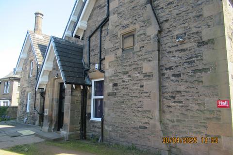 3 bedroom semi-detached house to rent, Kerse Lane, Falkirk, FK1