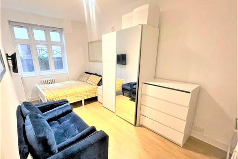 Studio to rent - Grove Hall Court, Hall Road, St Johns Wood, London, NW8