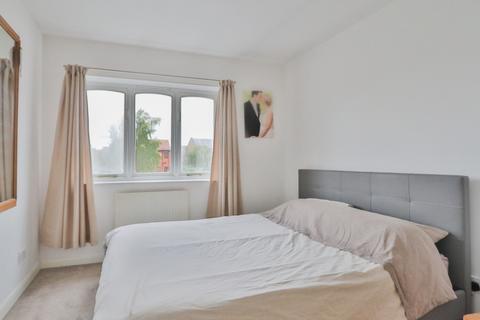 32 Beech Close, Burstwick, Hull, HU12 9HN