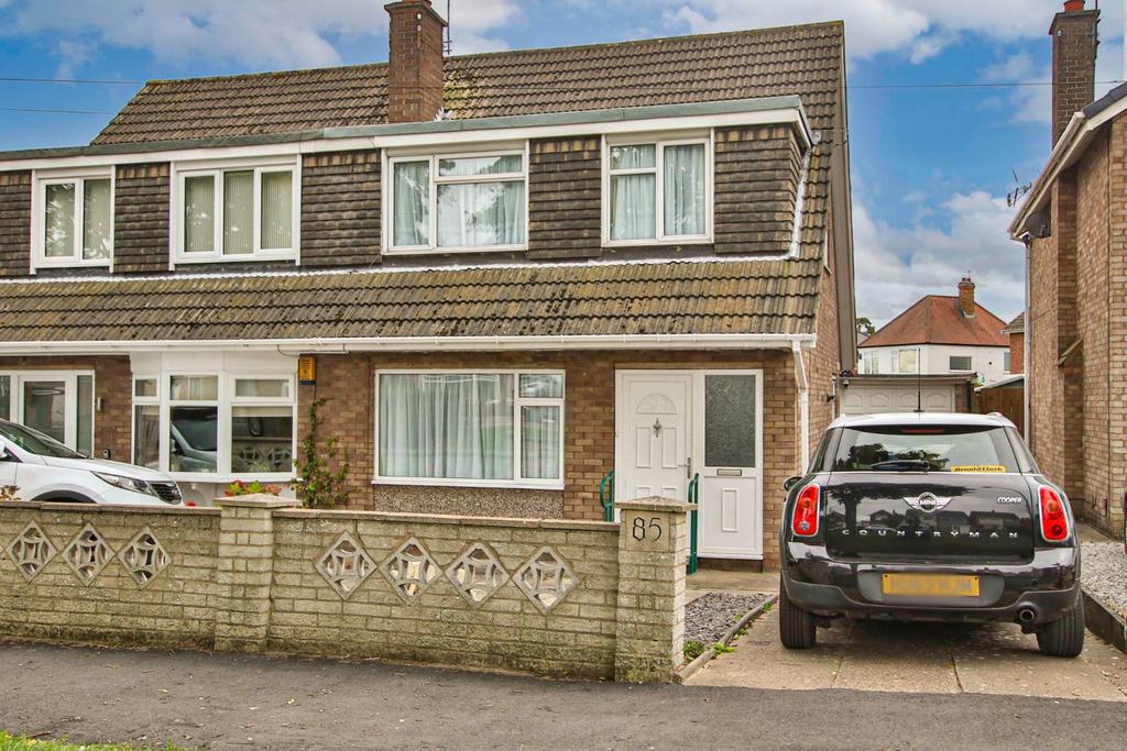 Ellerker Rise, Willerby, HU10 6EU 3 bed semidetached house £225,000