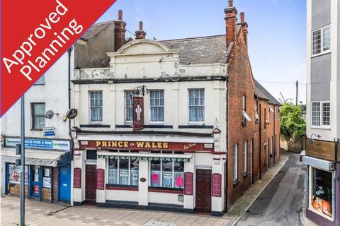 7 bedroom end of terrace house for sale - Prince of Wales, High Street, Rochester, Kent