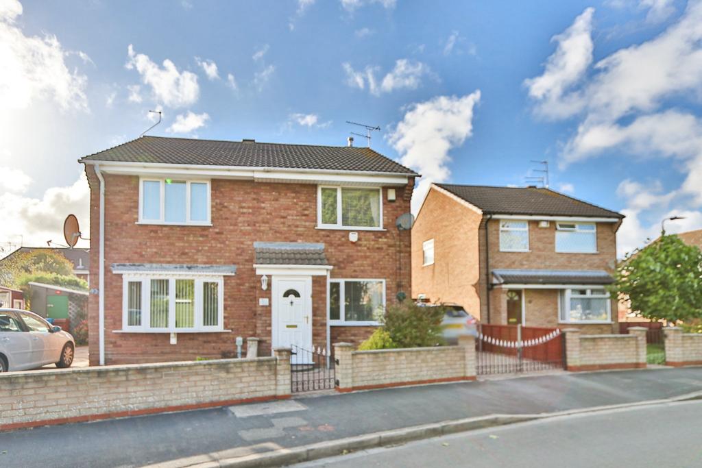 The Queensway, Hull, East Riding of... 2 bed semidetached house £135,000
