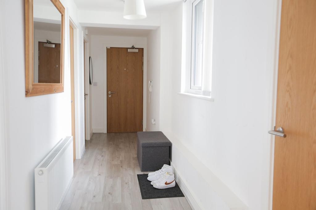 Woodhouse Lane, Swalwell, Newcastle... 2 bed flat £710 pcm (£164 pw)