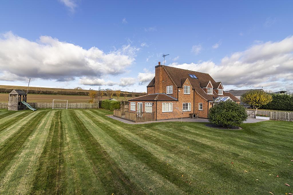 Lambley Road, Lowdham NG14 4 bed detached house for sale £880,000