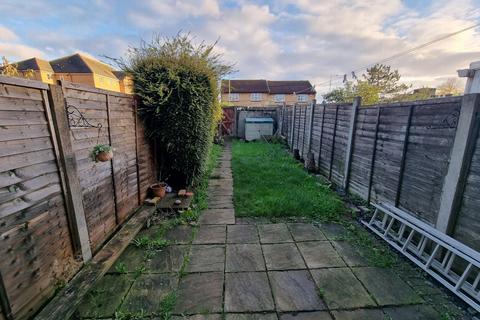53 Rivington Crescent, London, NW7 2LF