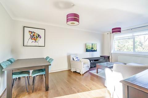 2 bedroom flat for sale - Maxwell Road, Northwood, HA6