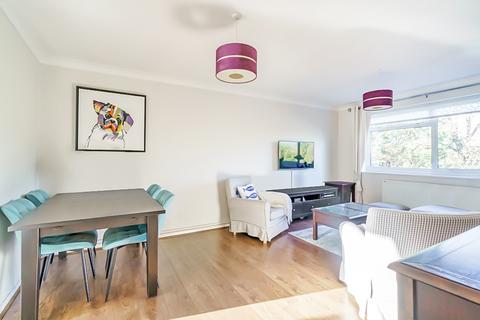 2 bedroom flat for sale, Maxwell Road, Northwood, HA6