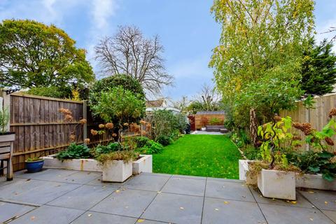 6 Westbury Road, Beckenham, BR3 4DD