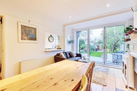 6 Westbury Road, Beckenham, BR3 4DD