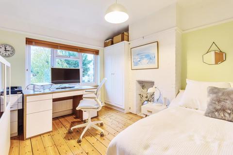 6 Westbury Road, Beckenham, BR3 4DD
