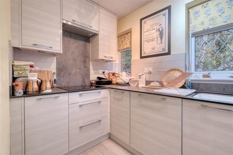 99 Bilbury Close, Redditch, B97 5XW