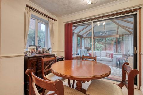 99 Bilbury Close, Redditch, B97 5XW