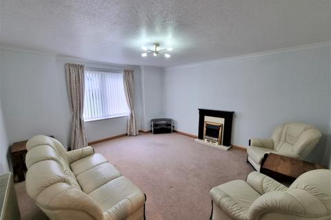 2 bedroom flat to rent, Hilton Heights, Hilton, Aberdeen, AB24