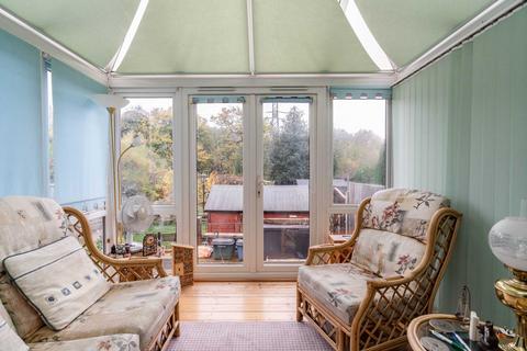 78 Park Avenue, Bushey, WD23 2BA