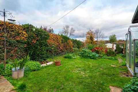 9 Ashdale Road, London, SE12 9ND