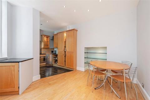 3 bedroom flat to rent - Priory Mansions, Drayton Gardens, SW10