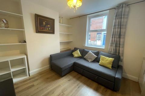 3 bedroom terraced house to rent, Earl Street,  Botley,  OX2