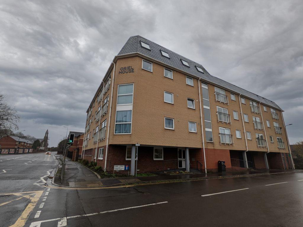 Oriel House, Windsor Road, South CF24 2FY 2 bed flat £185,000