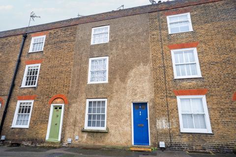 East Terrace, Gravesend, DA12