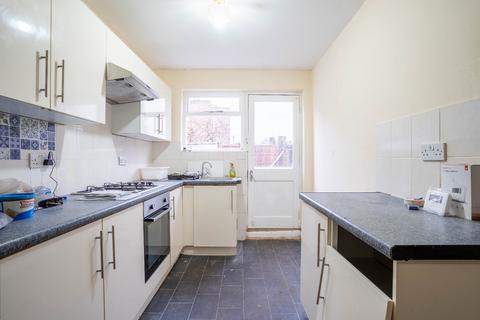 4 bedroom terraced house for sale, East Terrace, Gravesend, DA12