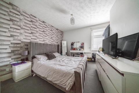 3 bedroom terraced house for sale - Swindon,  Wiltshire,  SN2