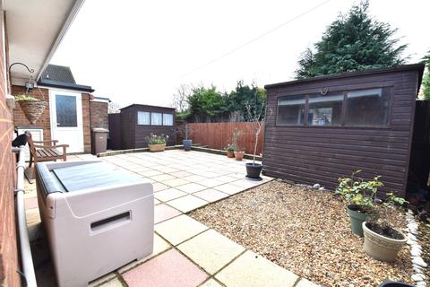 57 Hazelwood Close, Luton, LU2 8AR