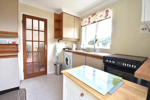 57 Hazelwood Close, Luton, LU2 8AR