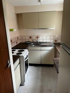 1 bedroom property to rent, Studio Apartment – Longhurst Close, Leicester, LE4 7WA. £495 PCM.