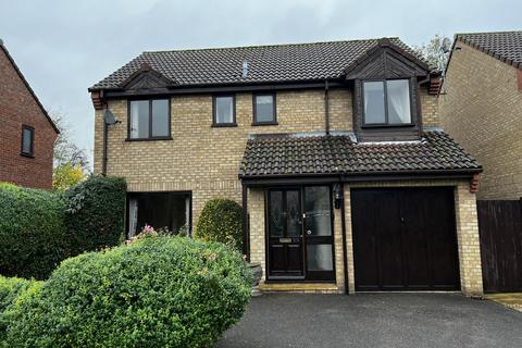 4 bedroom detached house to rent - Bill Rickaby Drive, Newmarket, Suffolk, CB8 0HG