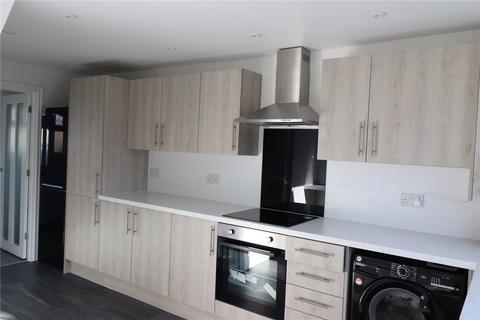 3 bedroom terraced house to rent, Kathleen Ferrier Crescent, Basildon, Essex, SS15