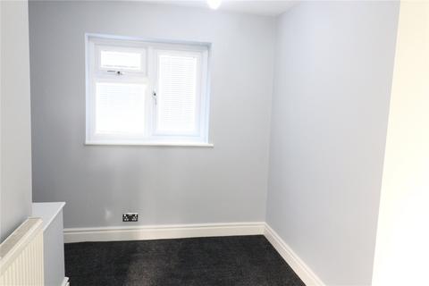 3 bedroom terraced house to rent, Kathleen Ferrier Crescent, Basildon, Essex, SS15