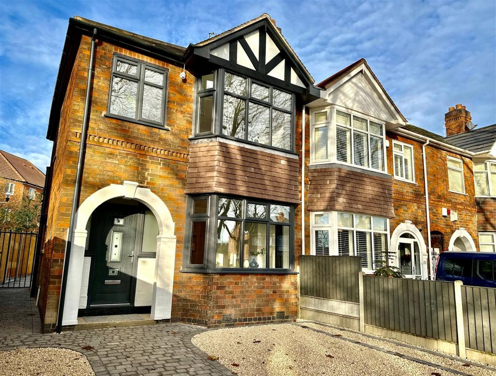 Blackbird Road, LE4 3 bed semidetached house for sale £300,000