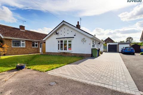 4 bedroom bungalow for sale - Meadow Close, Scothern, Lincoln, Lincolnshire, LN2 2UN