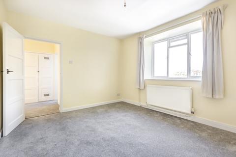 4 bedroom flat to rent - Burbage Road London SE24