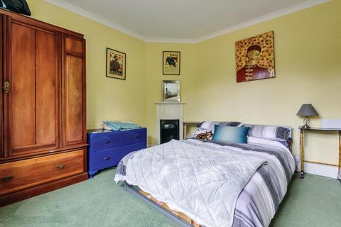 5 bedroom detached house for sale - Send,  Woking,  Surrey,  GU23