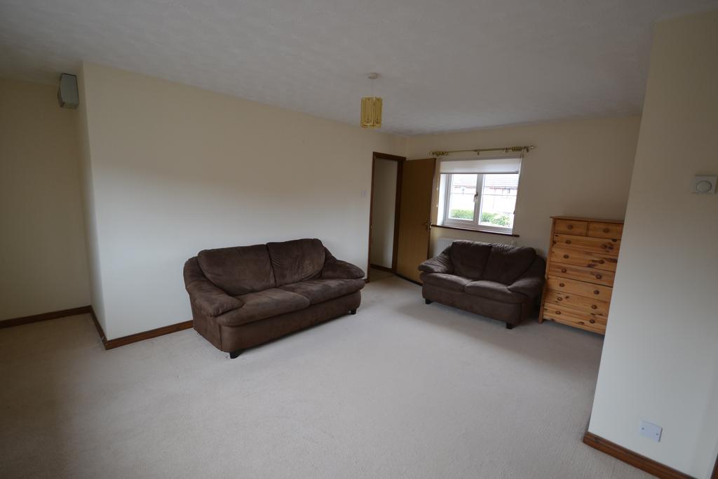 Marwood Close, Wymondham NR18 1 bed apartment £600 pcm (£138 pw)