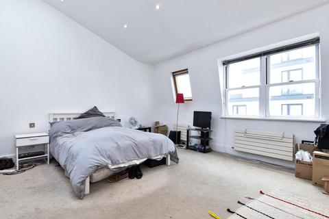 110 The Crescent, London, SW19 8LW