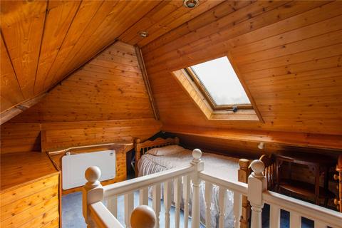 38 Middleton Drive, Pinner, HA5 2PG