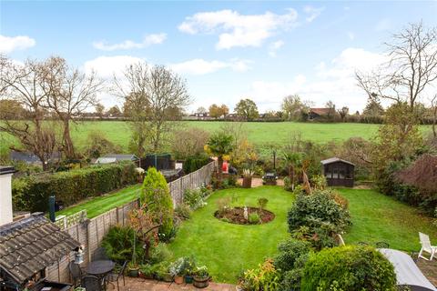 38 Middleton Drive, Pinner, HA5 2PG