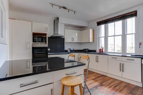 5 bedroom apartment to rent - St Aubyns, Hove