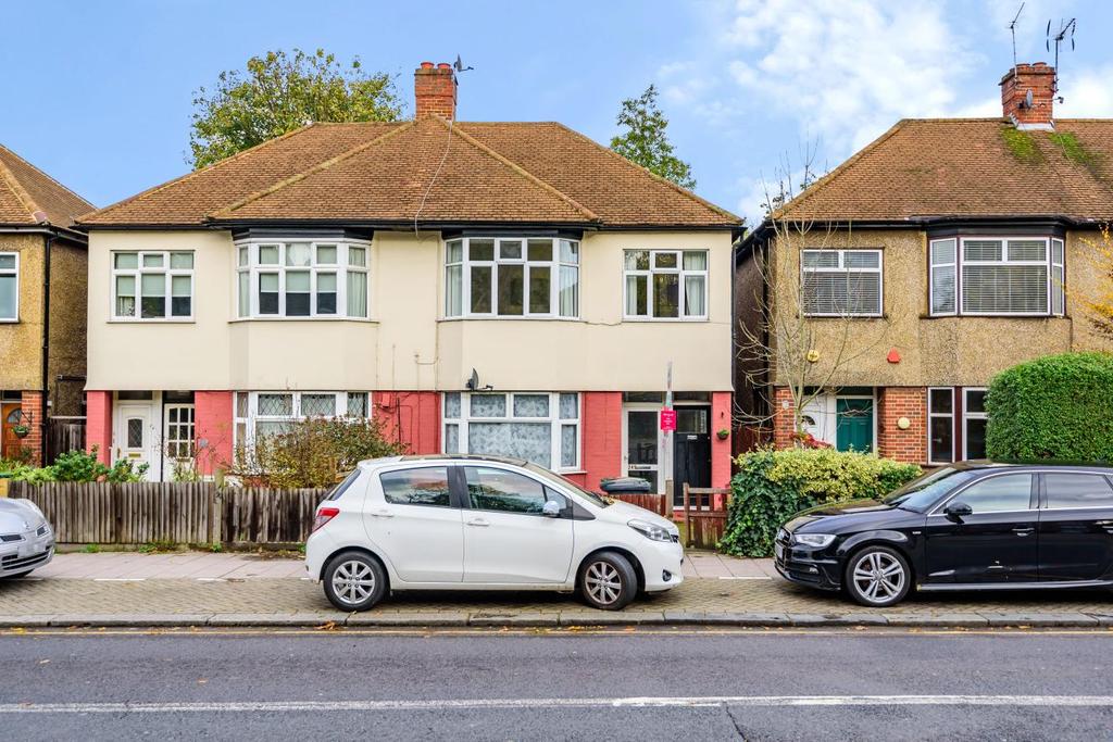 Kirkdale, Sydenham 2 bed £400,000