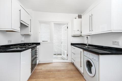 2 bedroom flat for sale - Forthbridge Road, Battersea, London SW11
