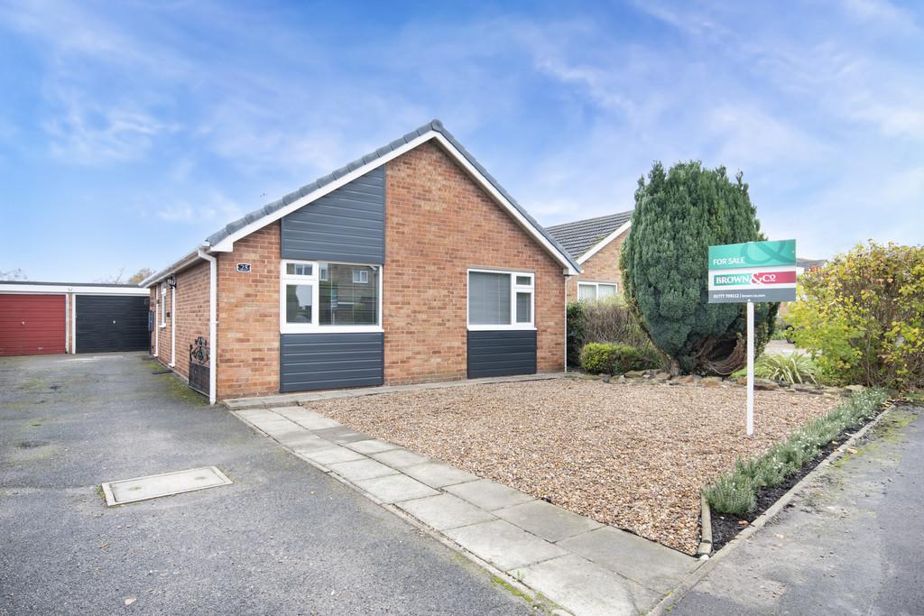 St. Johns Drive, Clarborough, Retford 3 bed detached bungalow for sale