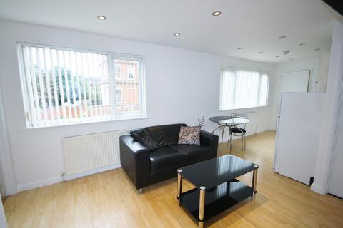 1 bedroom apartment to rent - First Floor Flat, 2A Alexandra Road, London Road, Leicester LE2