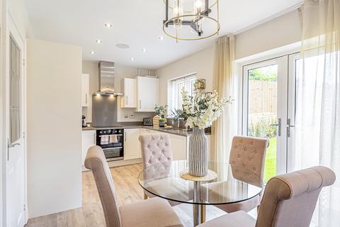 4 bedroom detached house for sale - Plot 56, The Mayfair at De Vere Grove, Halstead Road CO6