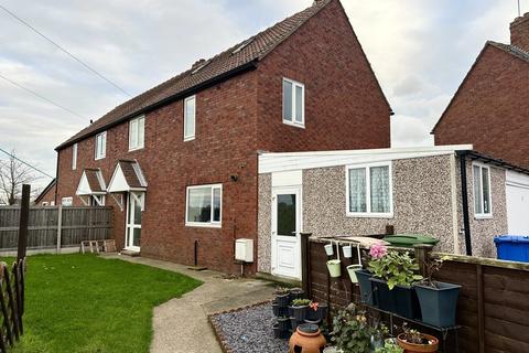 3 bedroom semi-detached house for sale - Oakfield Avenue, Barmby-on-the-marsh